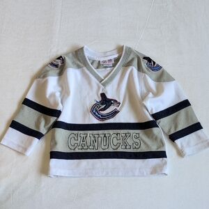 Mighty Mac Sports official NHL Vancouver Canucks hockey jersey size 2 toddler